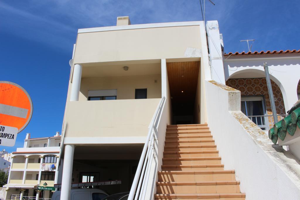 Alvor Apartment - Center And Beach Екстер'єр фото