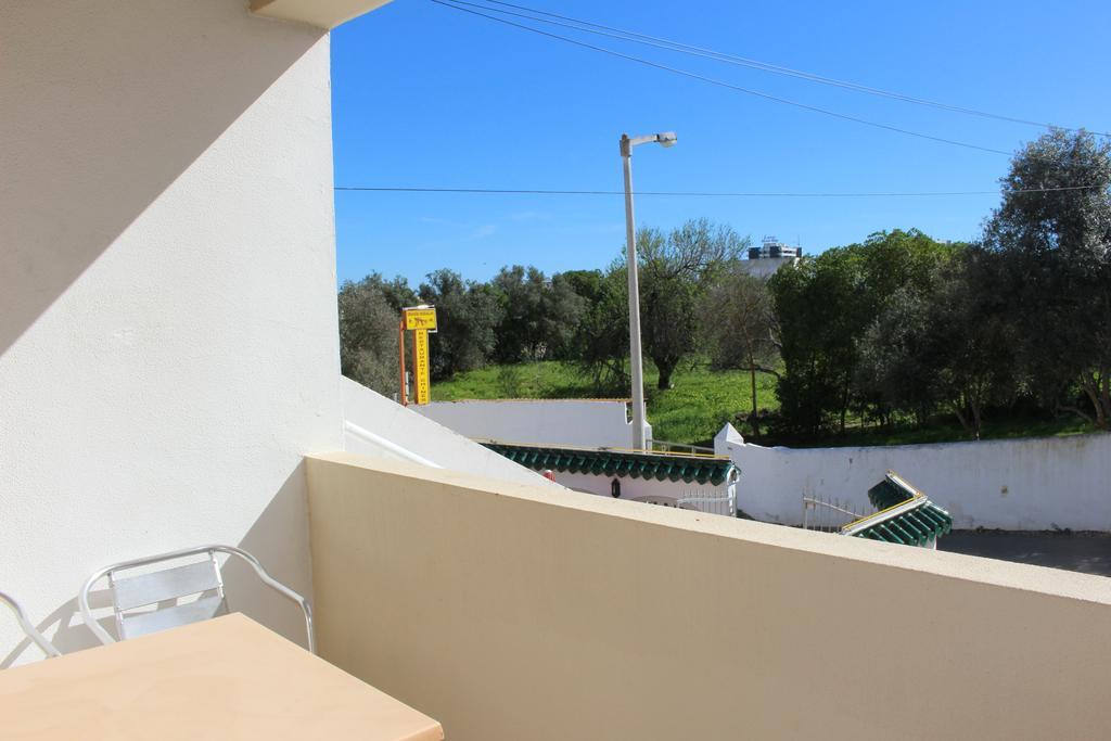 Alvor Apartment - Center And Beach Екстер'єр фото