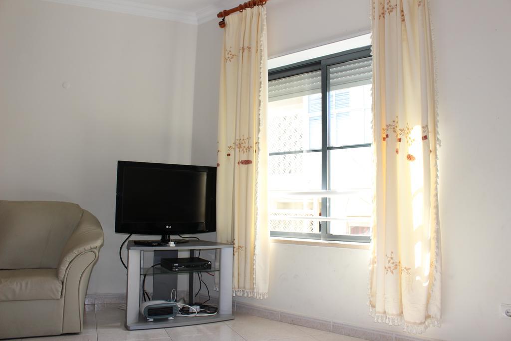 Alvor Apartment - Center And Beach Екстер'єр фото